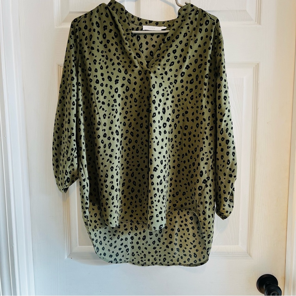Lush Olive Leopard Print Blouse Size Large Chic Classic Long